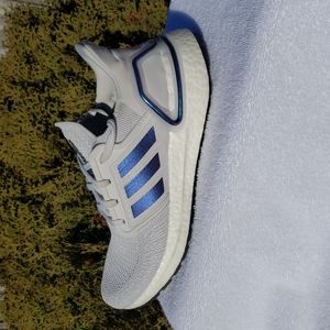 Ultraboost 20 Size 8
